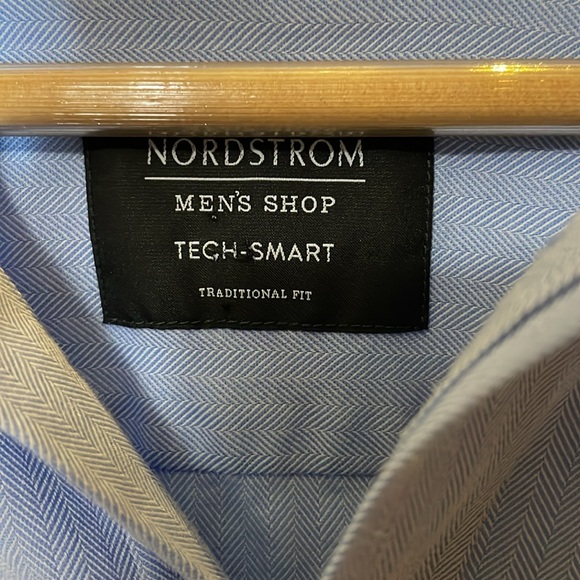 15 1/2 34-35 Nordstrom Men’s Shop Tech Smart Dress shirt - Picture 5 of 6